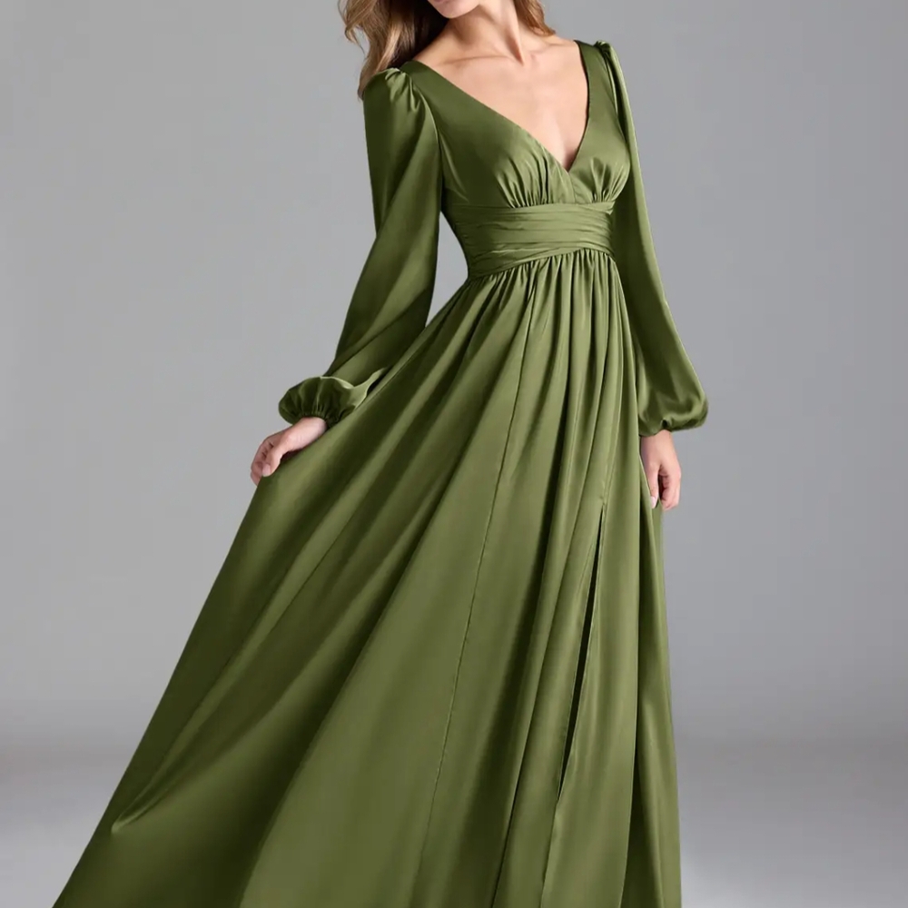 Elegant Green Evening Gown